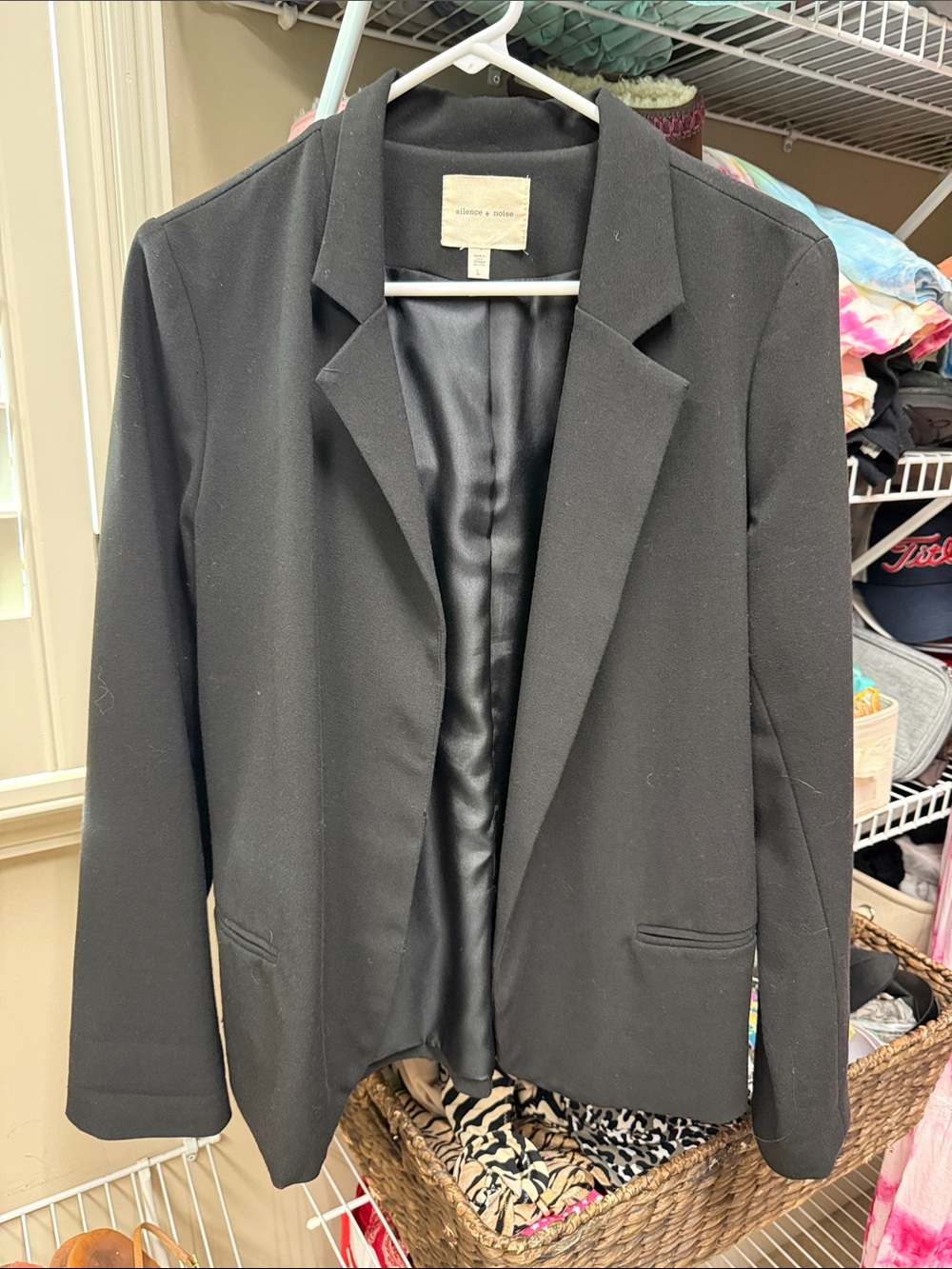 silence + noise Black Open-Front Blazer large